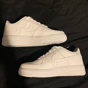 Boys (Big Kids) White Nike Air Force 1, brand new
